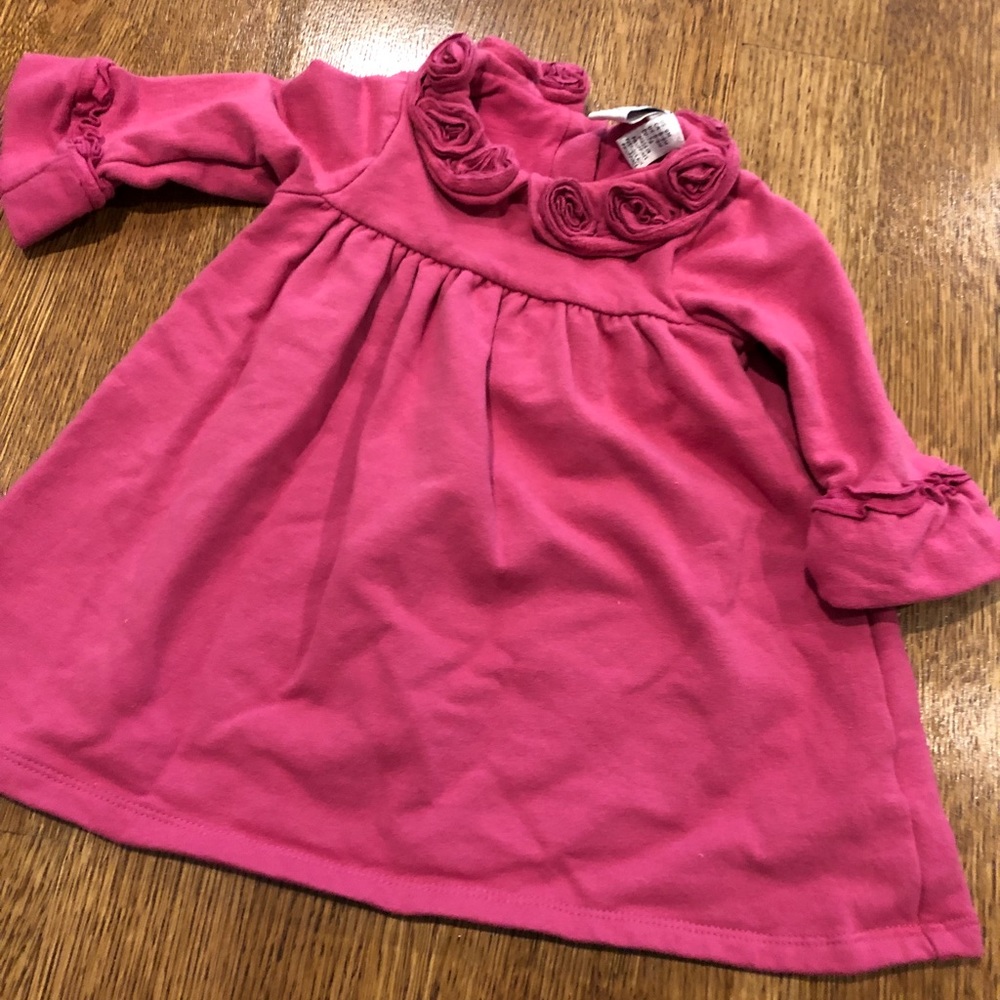 Beautiful mauve long sleeve dress.